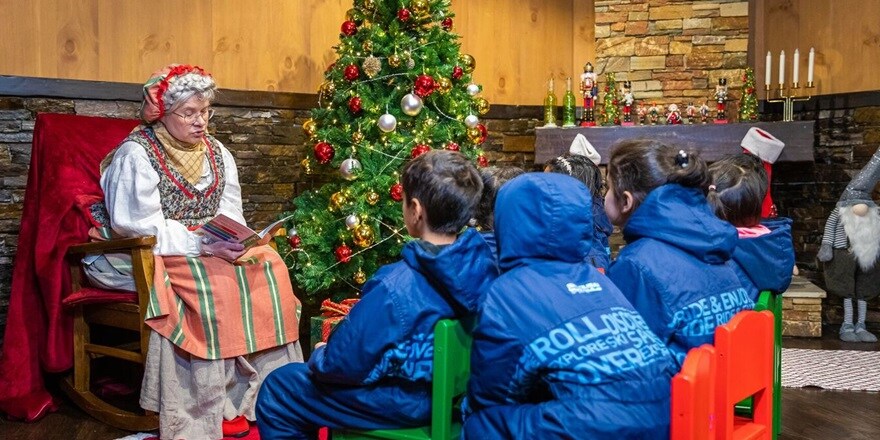 Meet Santa at Christmas Wonderland in Ski Dubai